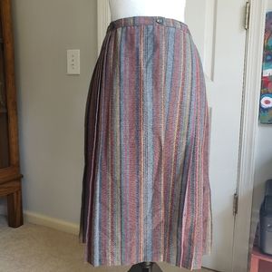 Vintage pleated skirt